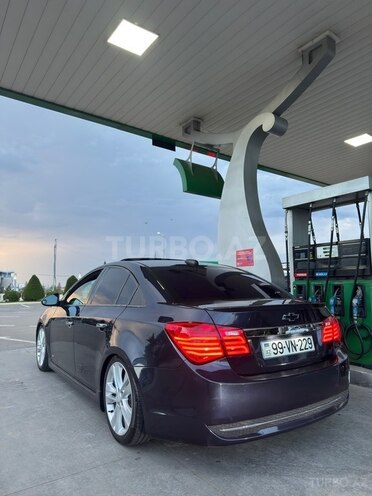 Chevrolet Cruze-4