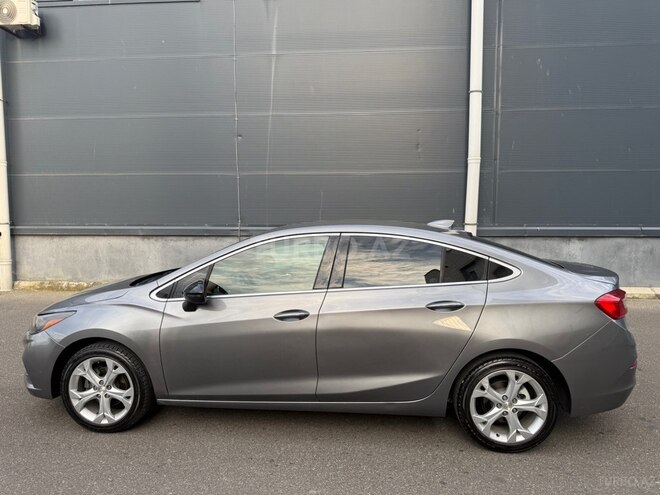 Chevrolet Cruze-5