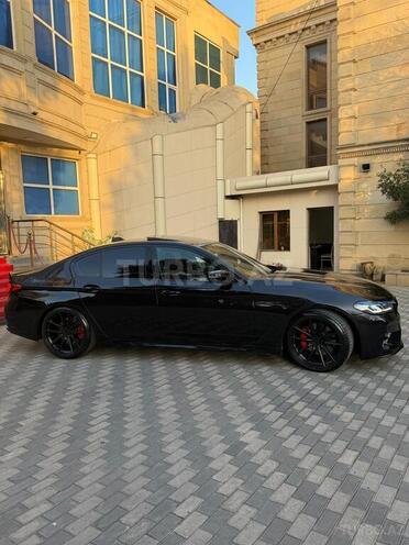 BMW 530-8