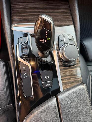 BMW 530-10