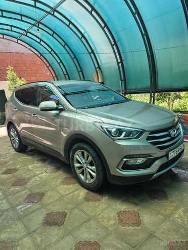 Hyundai Santa Fe-8