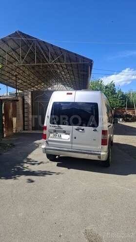 Ford Tourneo Connect-4