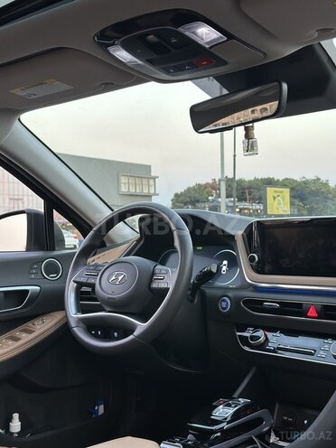 Hyundai Sonata-6