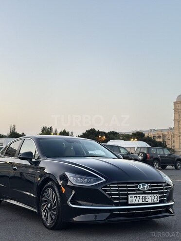 Hyundai Sonata-1