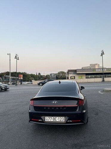 Hyundai Sonata-3