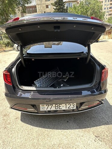 Hyundai Sonata-11