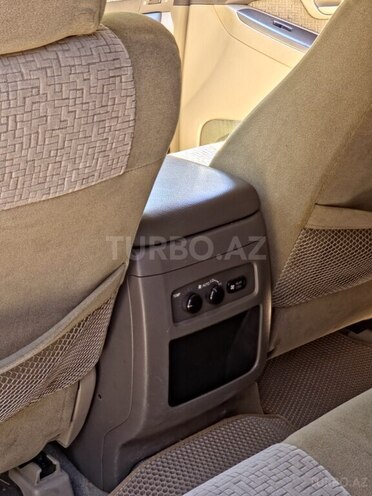 Toyota Land Cruiser Prado-9