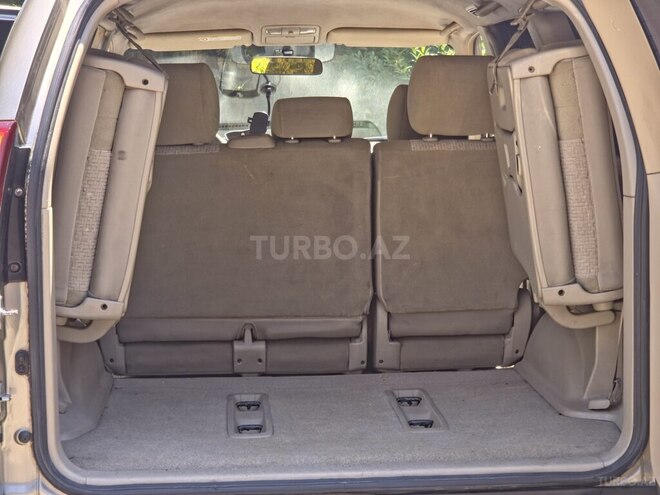 Toyota Land Cruiser Prado-10
