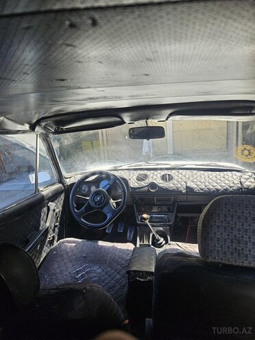 LADA (VAZ) 2106-7
