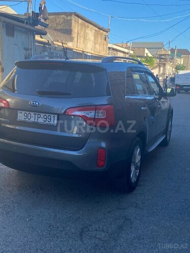 Kia Sorento-3