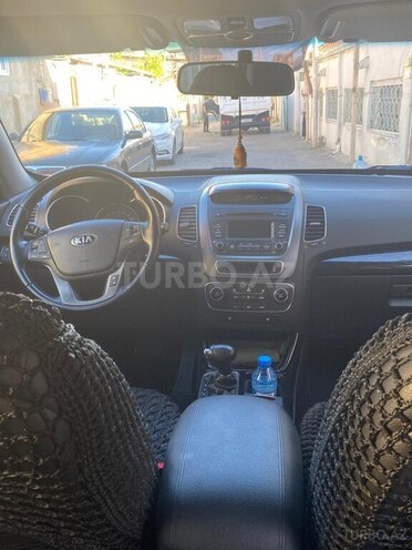 Kia Sorento-2