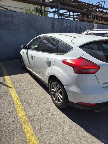 Ford Focus-5