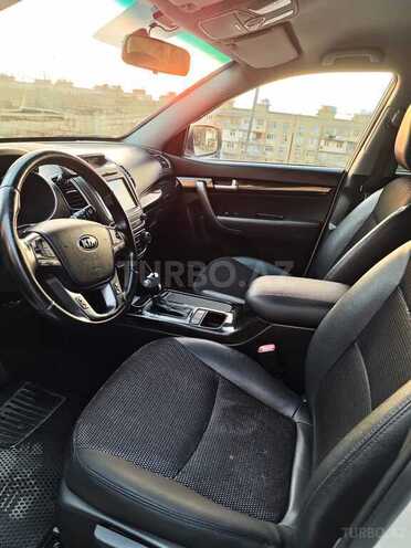 Kia Sorento-11