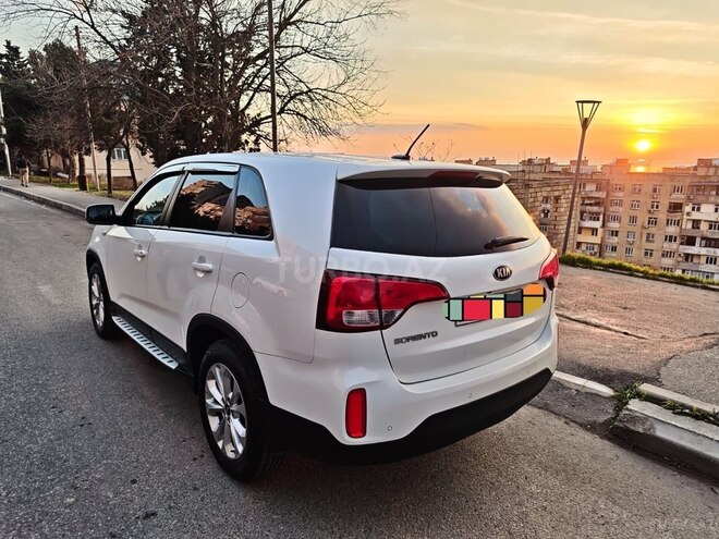 Kia Sorento-8