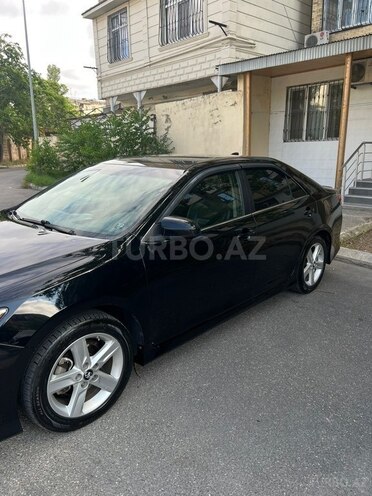 Toyota Camry-2