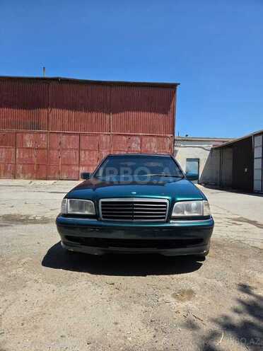 Mercedes C 220-1