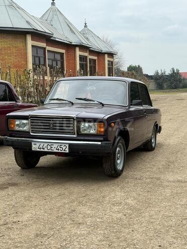 LADA (VAZ) 2107-4