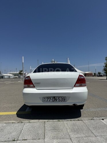 Nissan Sunny-5