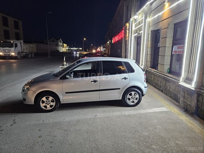 Volkswagen Polo-4