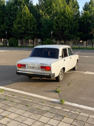 LADA (VAZ) 2107-4