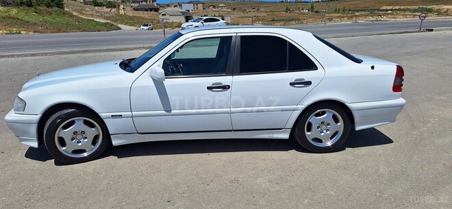 Mercedes C 180-8