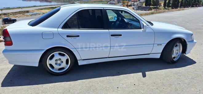 Mercedes C 180-11