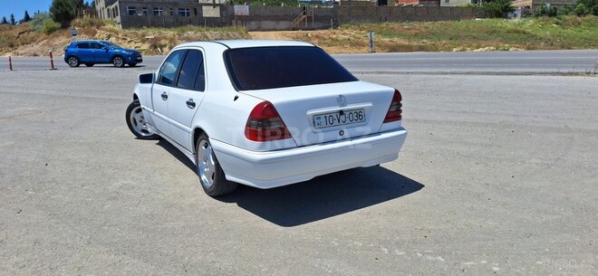 Mercedes C 180-17