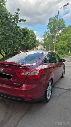 Ford Focus-9