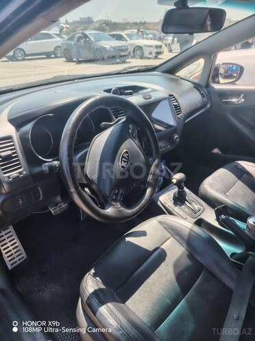 Kia Cerato-5