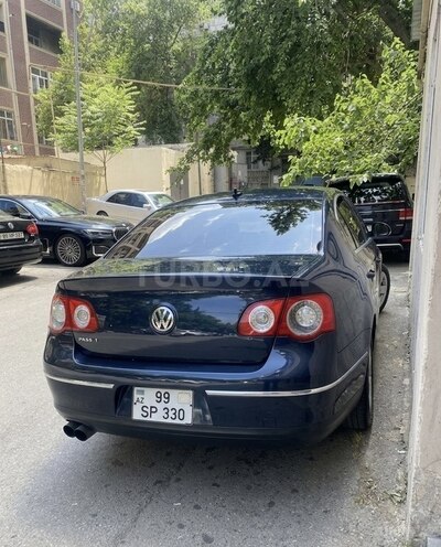 Volkswagen Passat-4