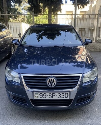 Volkswagen Passat-1