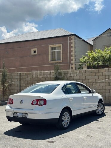Volkswagen Passat-4