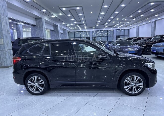 BMW X1-4