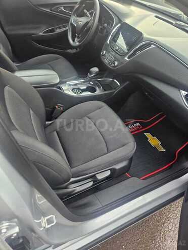 Chevrolet Malibu-17