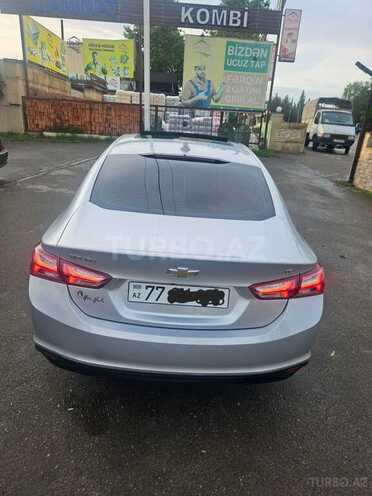 Chevrolet Malibu-9