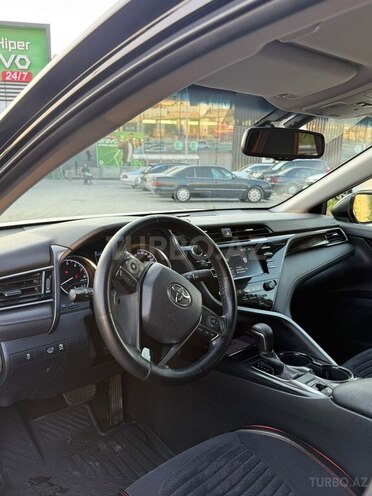 Toyota Camry-4