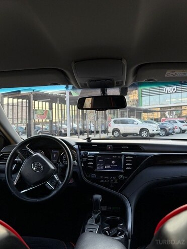 Toyota Camry-7