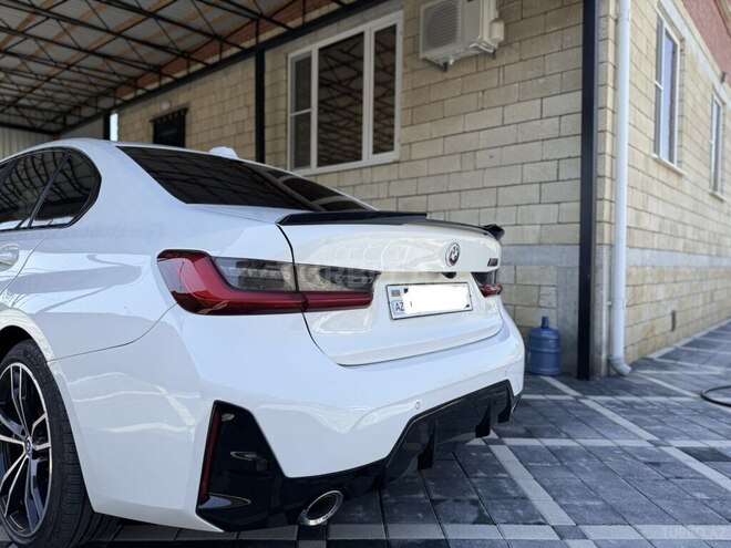 BMW 330e-8