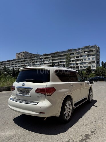 Infiniti QX56-4