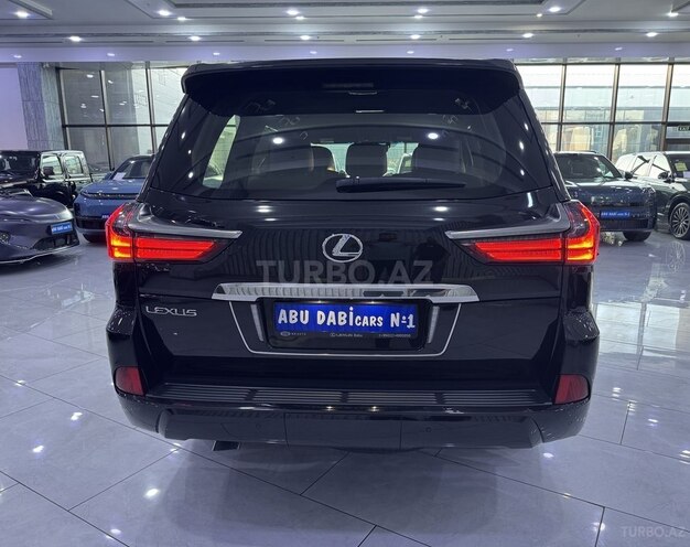 Lexus LX 450d-7