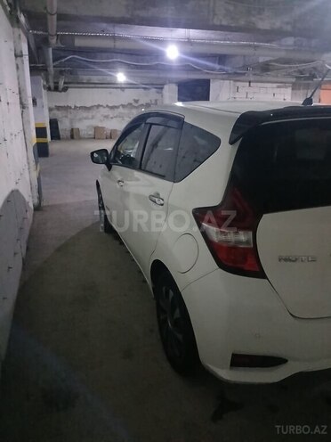 Nissan Note-8