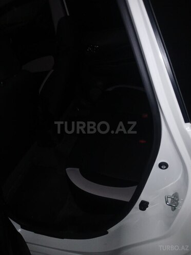 Nissan Note-6