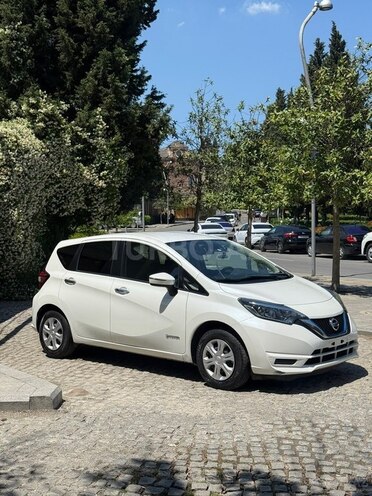 Nissan Note-3