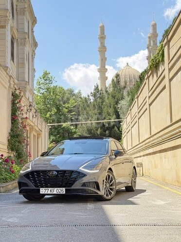 Hyundai Sonata-5