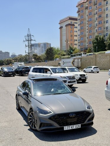 Hyundai Sonata-6