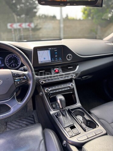 Hyundai Grandeur-16