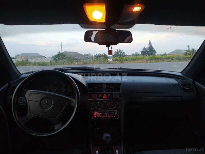 Mercedes C 180-13
