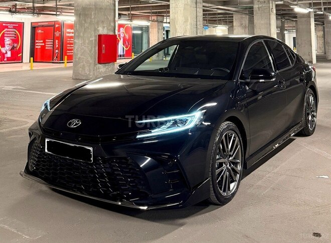 Toyota Camry-3