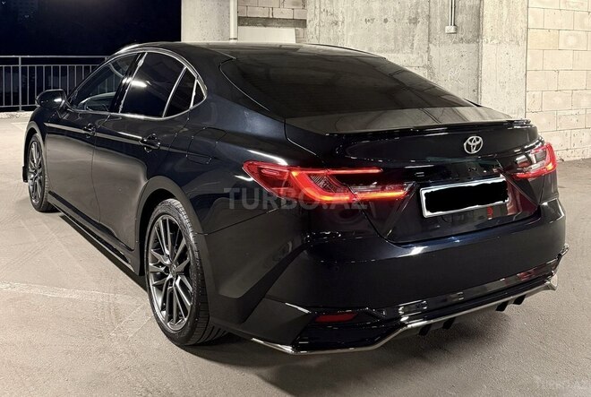 Toyota Camry-4