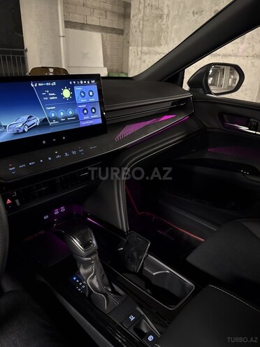 Toyota Camry-8